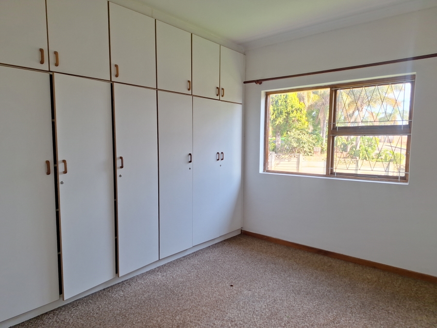 To Let 4 Bedroom Property for Rent in Strelitzia Park Eastern Cape